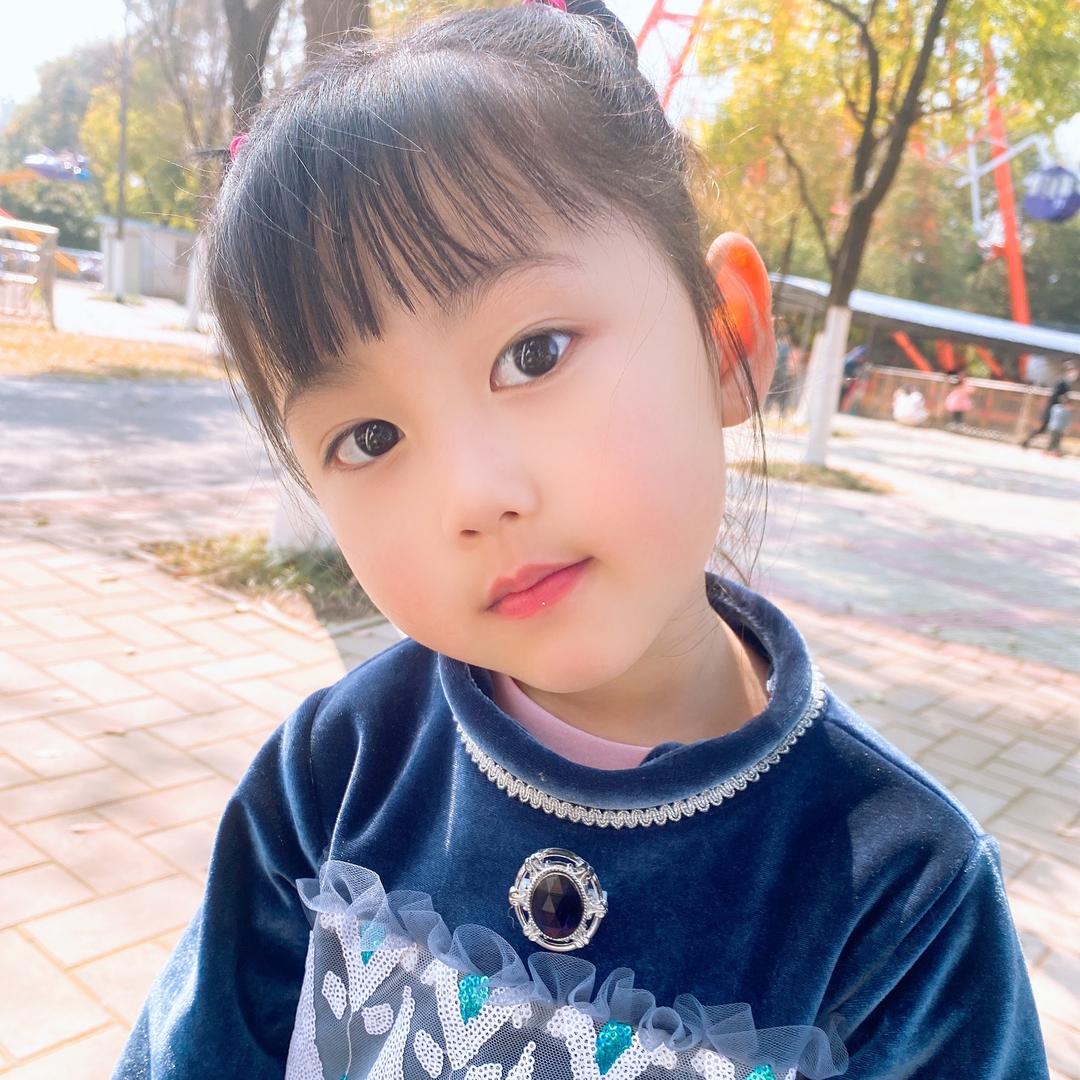哈哈菡