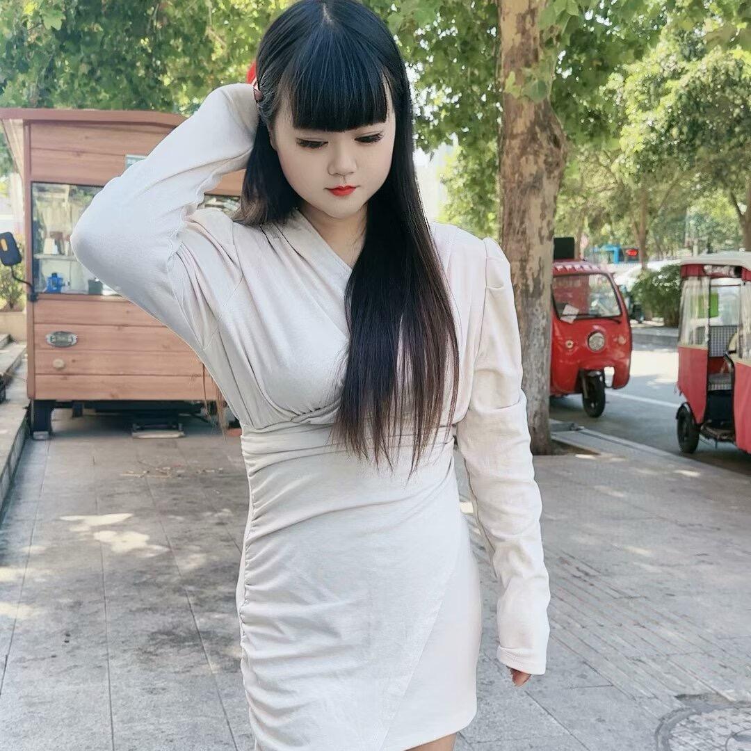 芝麻虫美甲美睫官方号