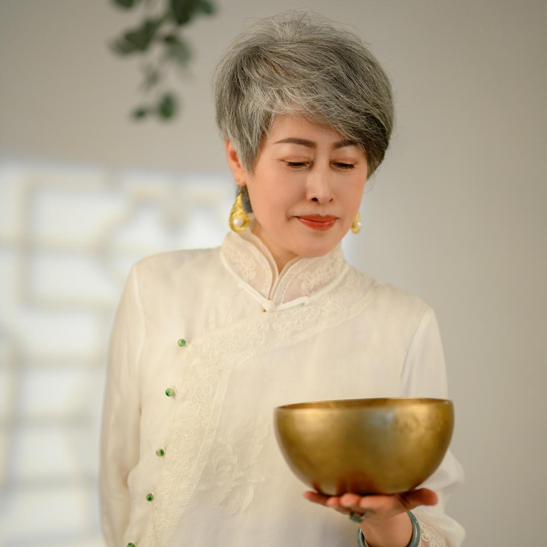 妙音~银发姐姐颂钵疗愈导师（收徒）