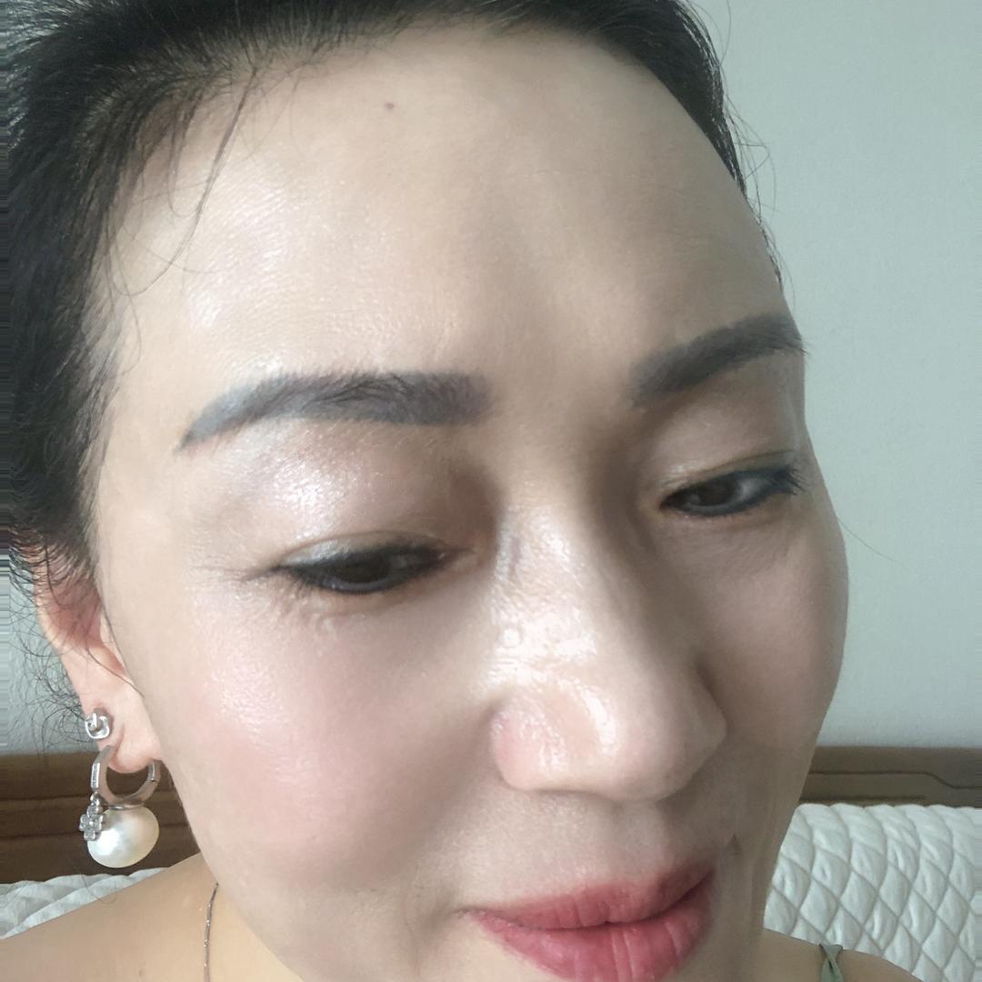 垫江重百依缇品牌女装英子