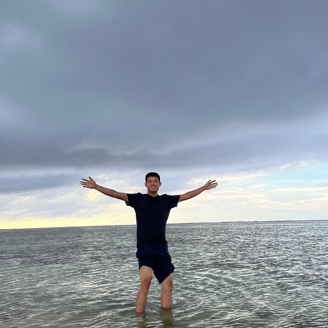 颜先生🧑‍🏫