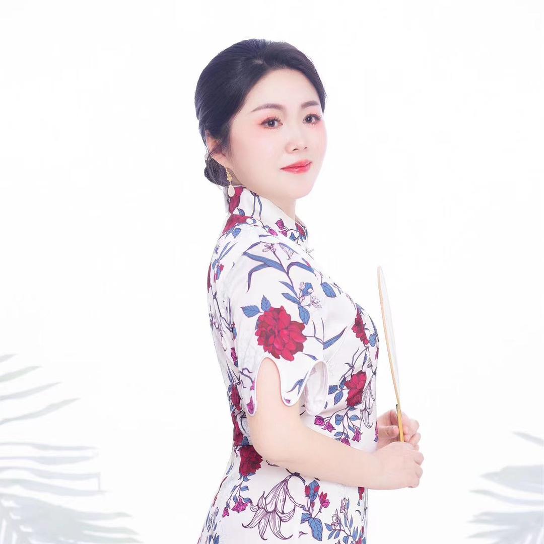 壹月老师教唱歌