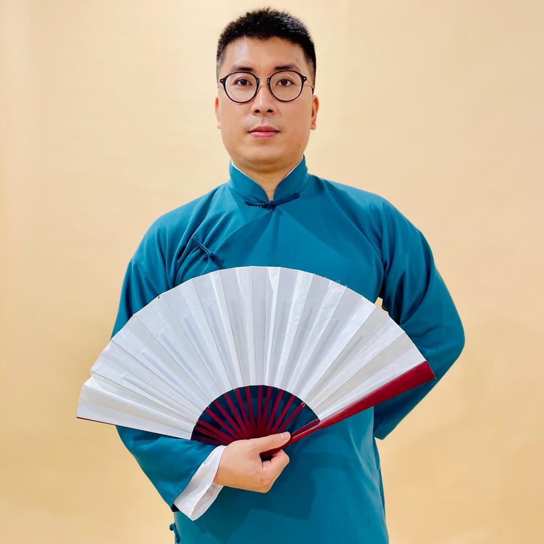 严肃的鹏哥