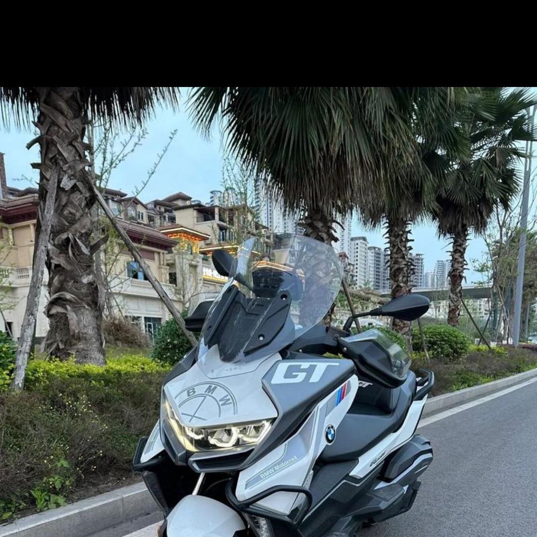 耀阔制造设备公司