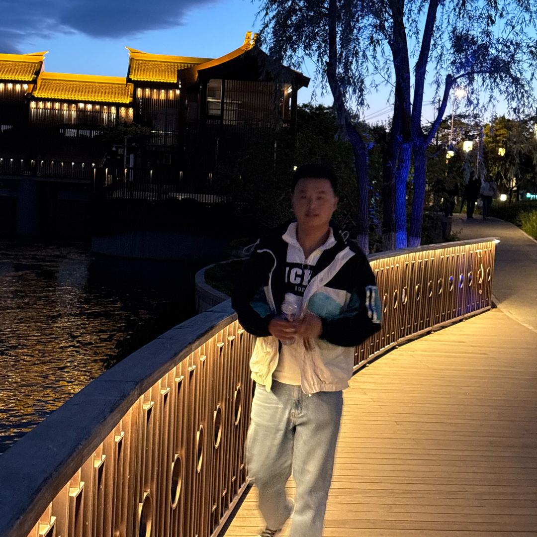 东咚