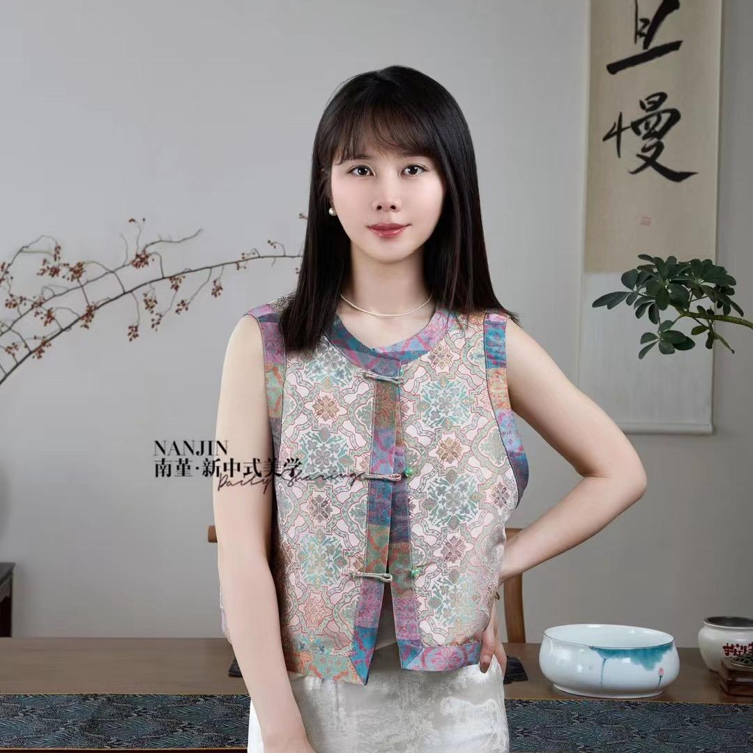南堇真真姐姐