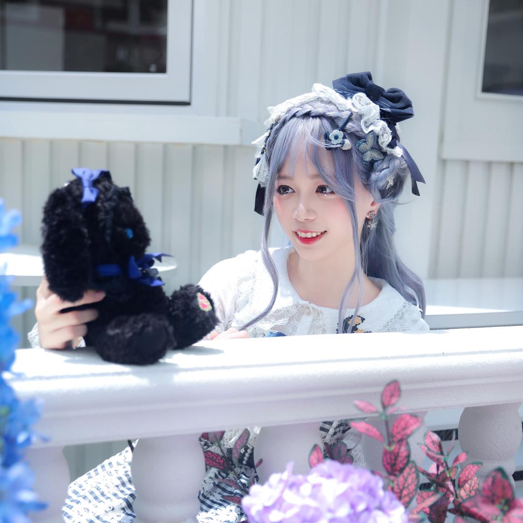 🍓一只鹿PP灬🦌