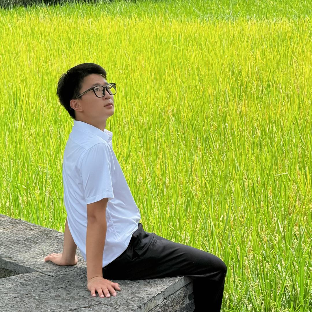 月东