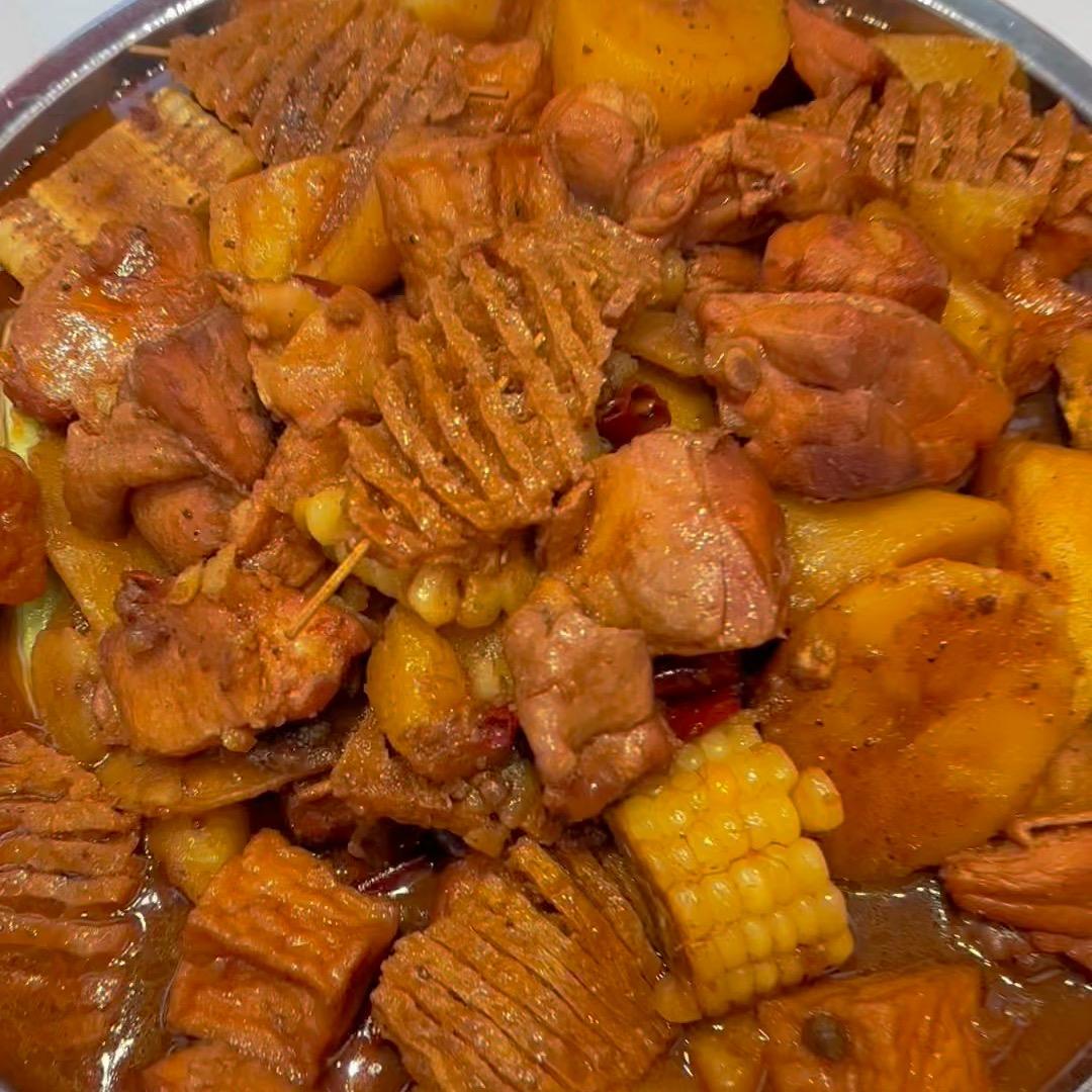 逍遥家大盘鸡·麻辣猪蹄火锅新绛店