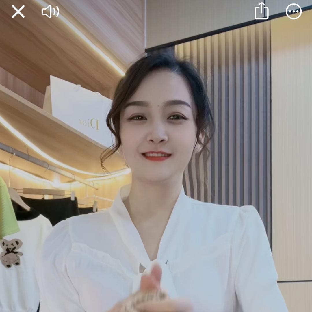 若涵兮服饰