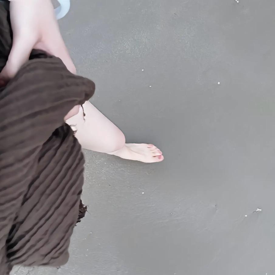 扭动的羊.