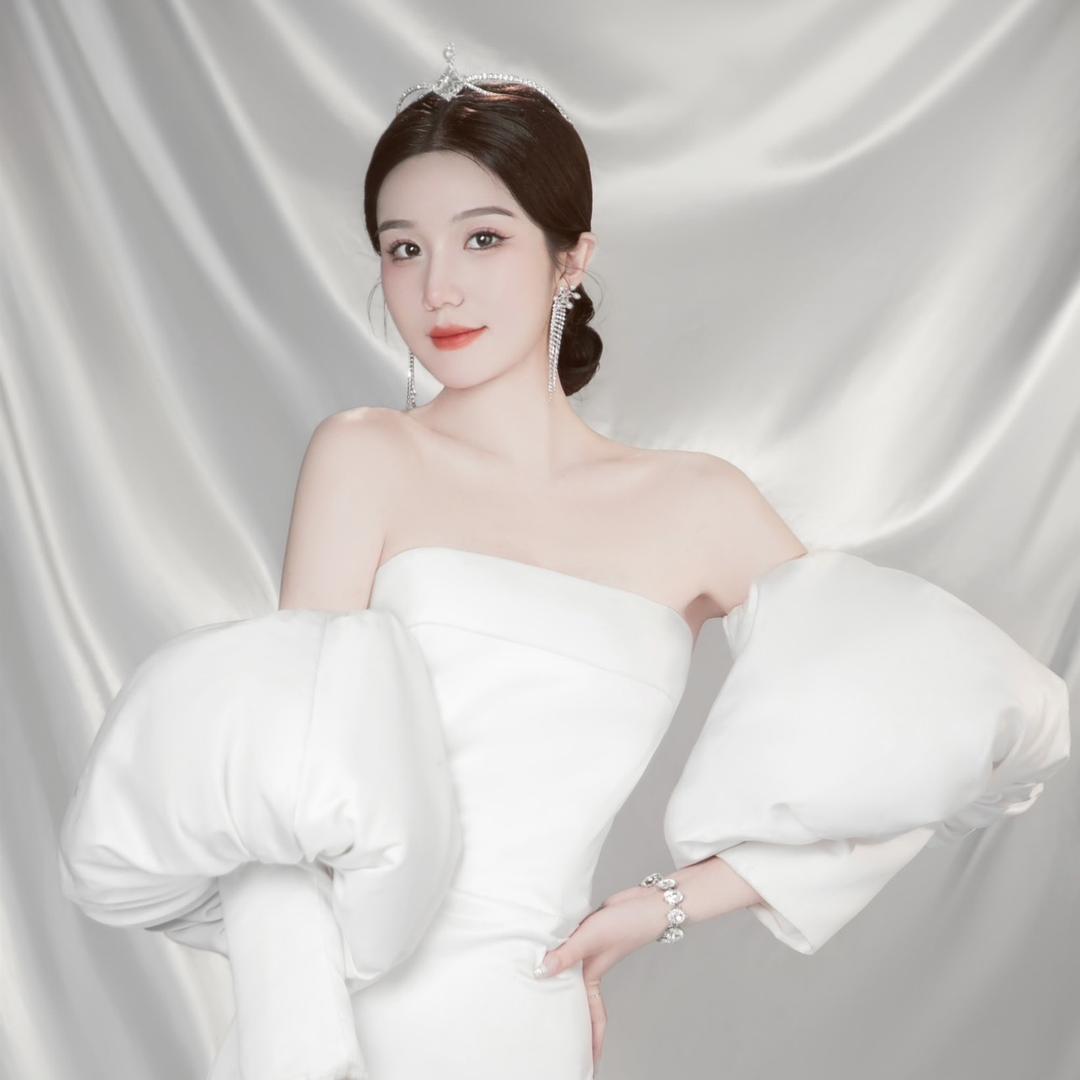 子怡Nora