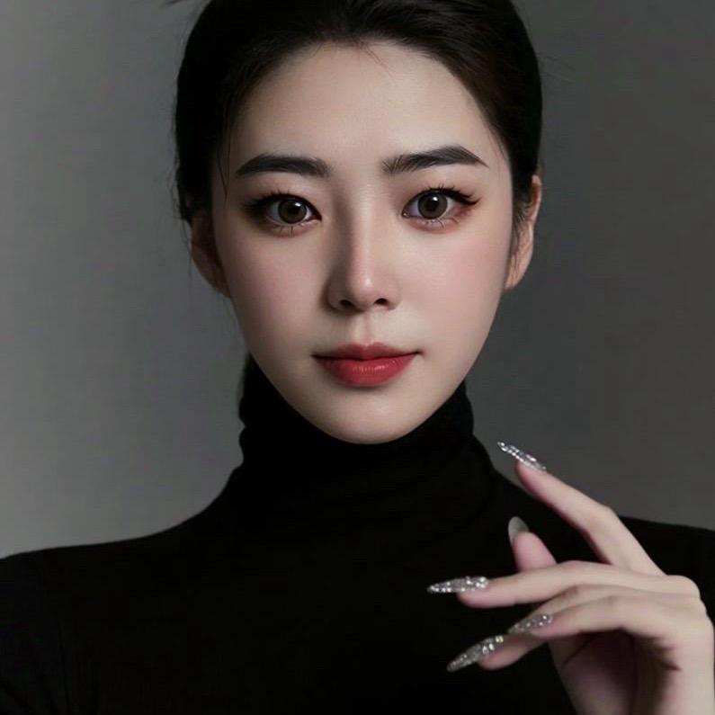 晓红婚纱～化妆师杰