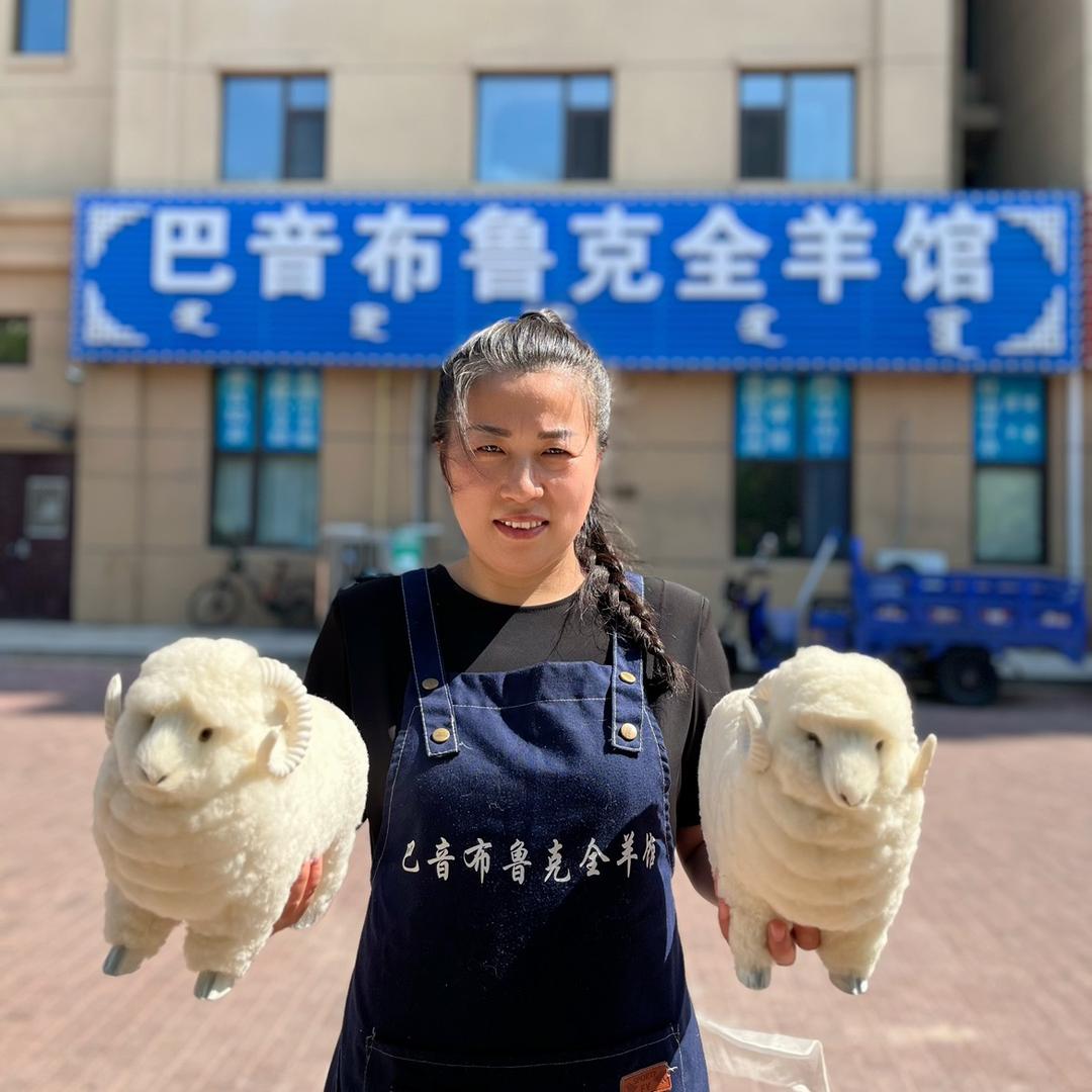 巴音布鲁克全羊馆1