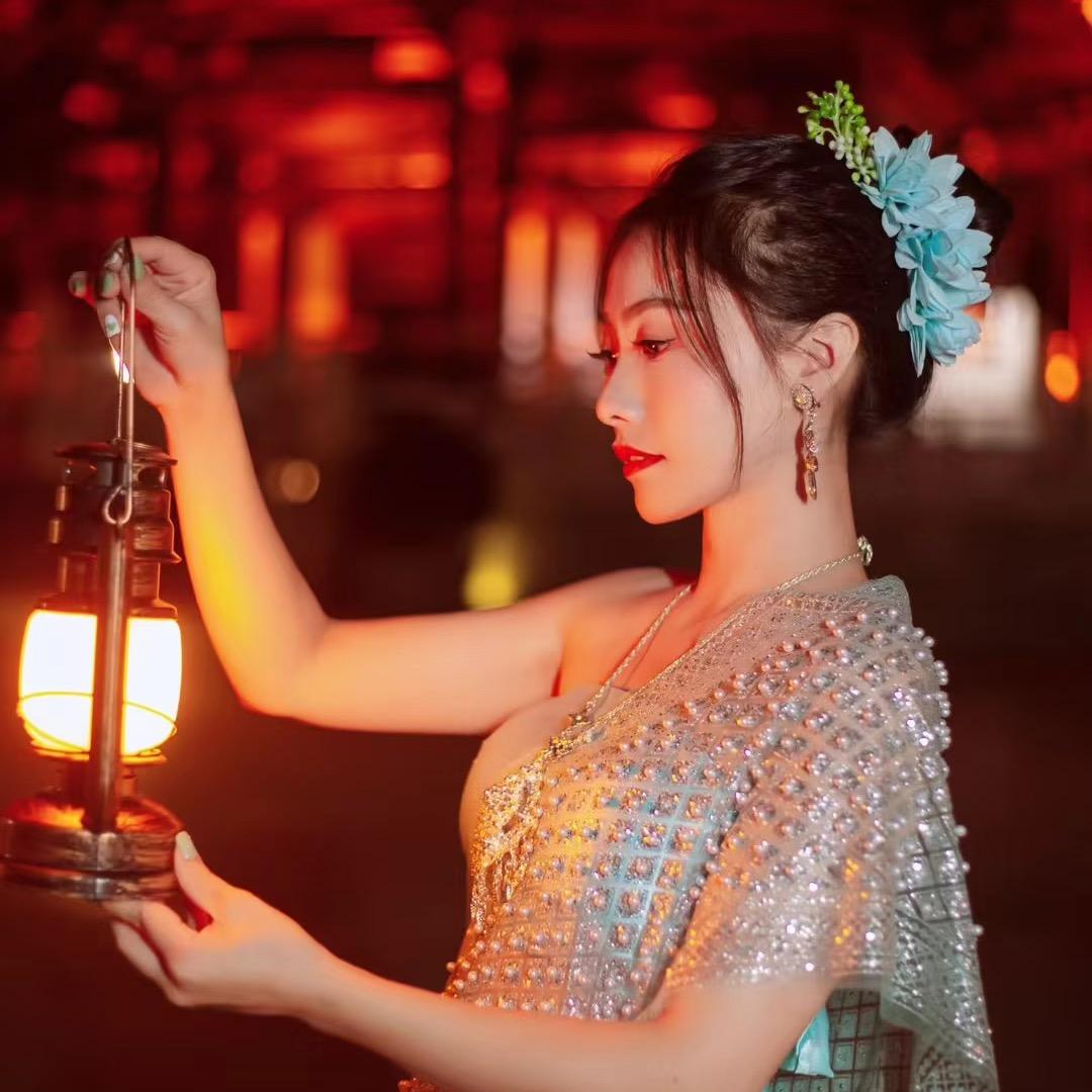 @化妆师潘潘（桂林）