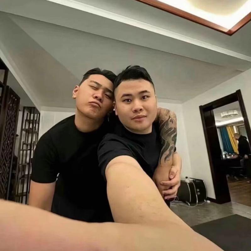 村头一棵草