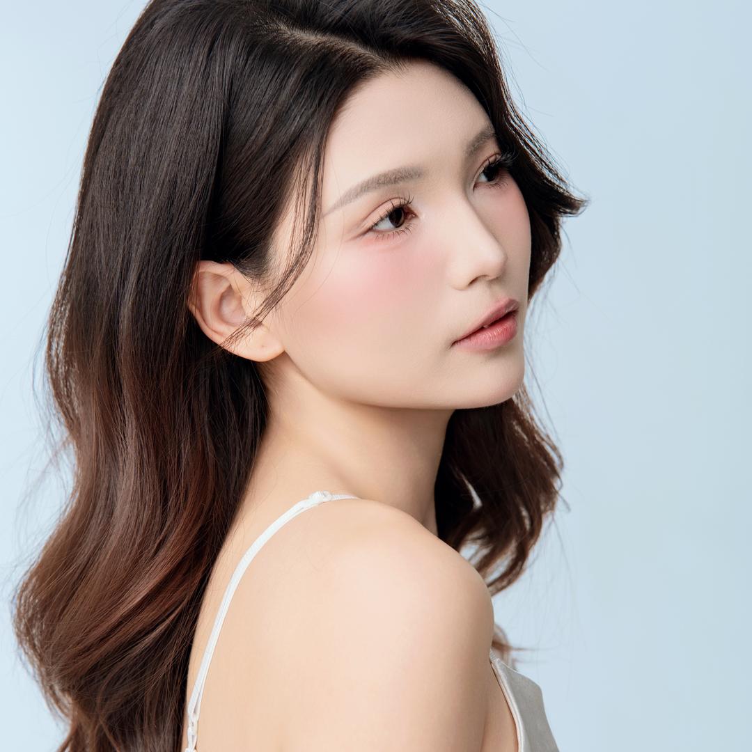 兰姗姗🎙️《午夜的空酒杯》新歌已上线