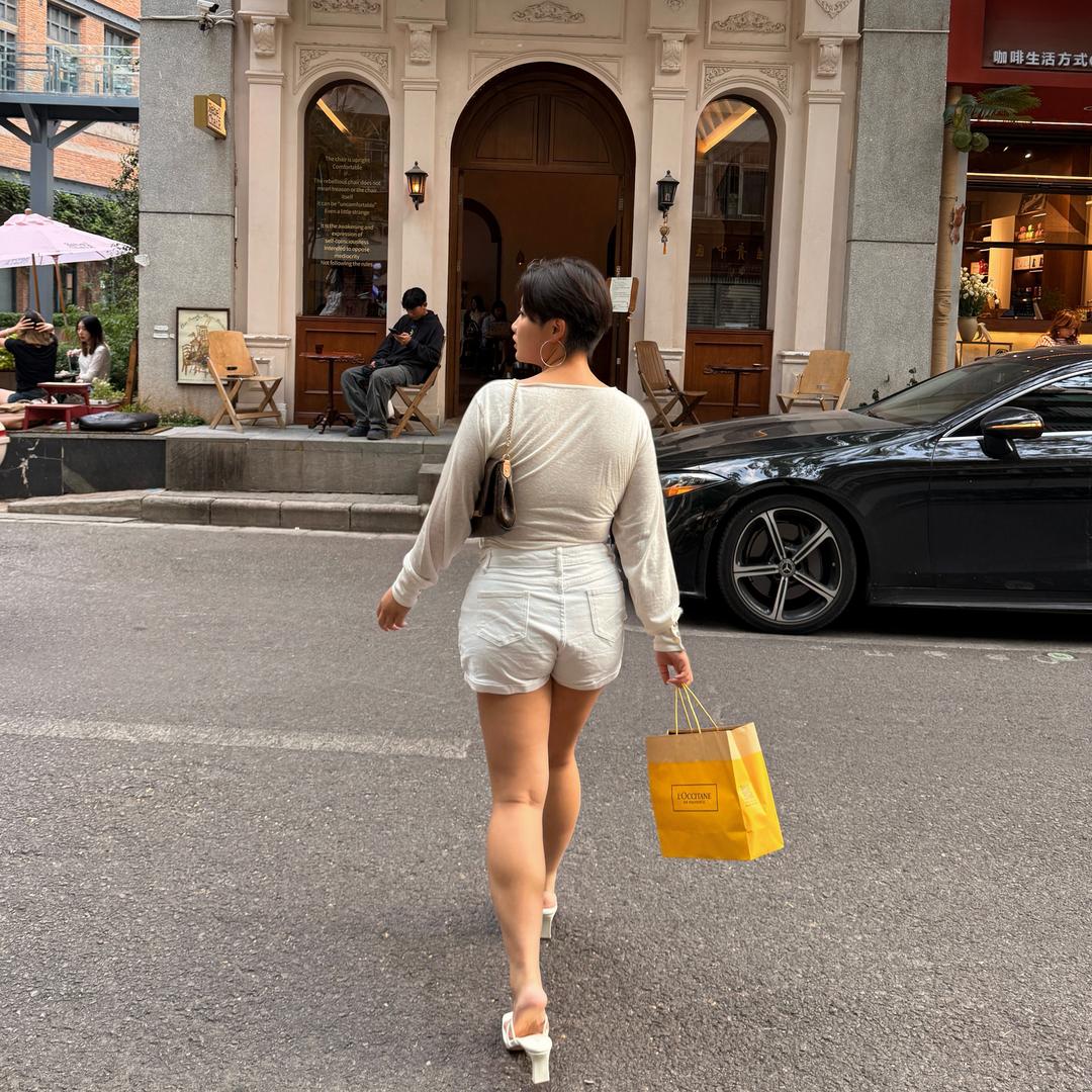 叛逆的小夫