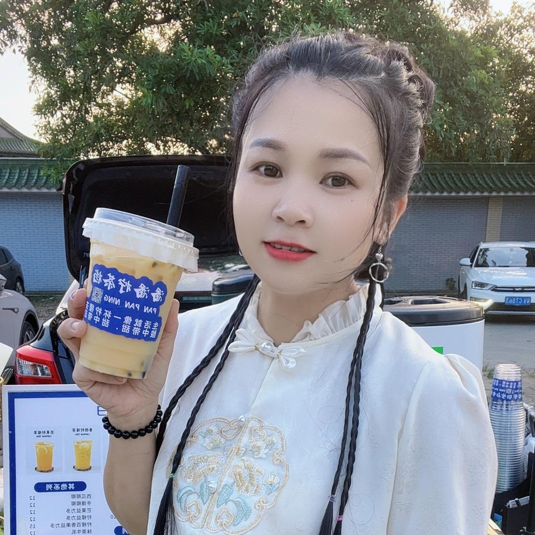 潘潘柠茶档
