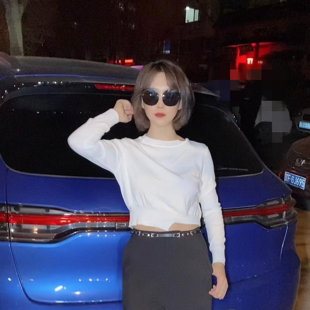 渏渏小姐姐