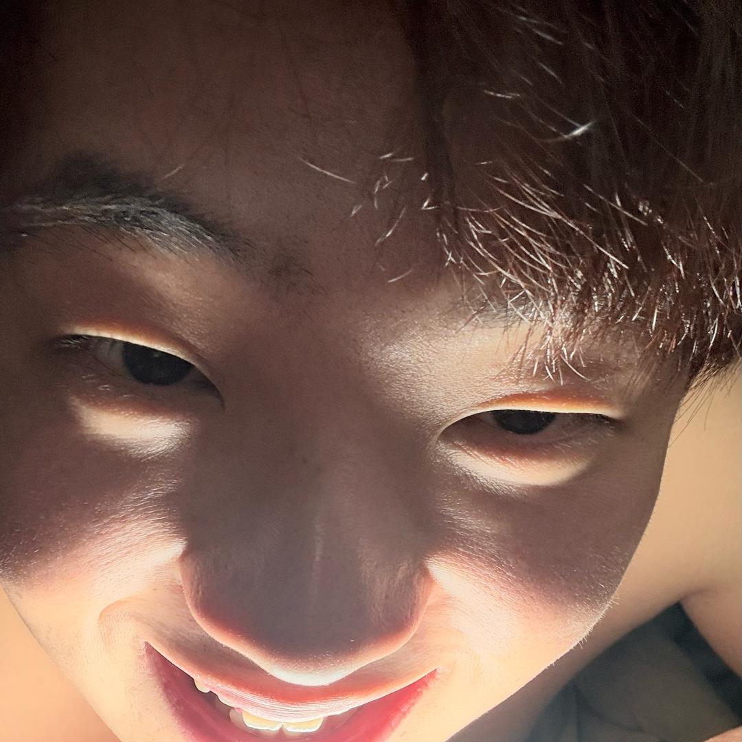 和小妈网恋后奔现玩iiii后发现他是男的