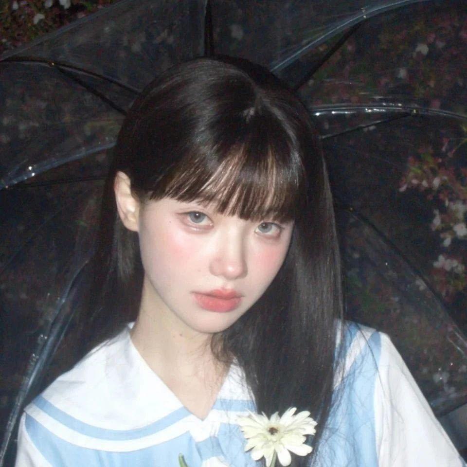 弦月初上头像