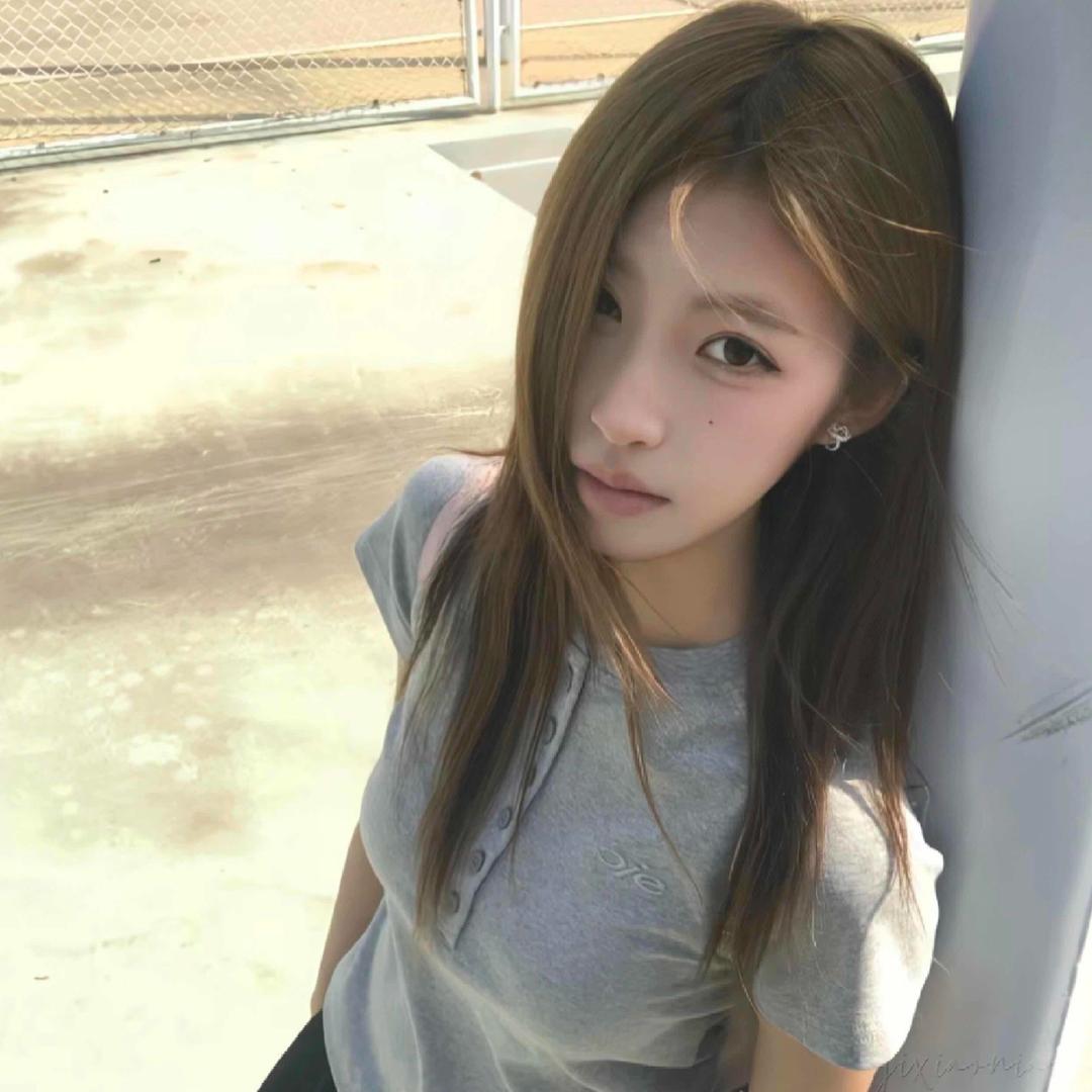㍰
