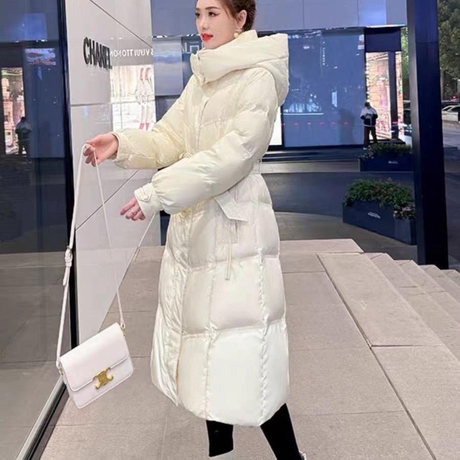 罗罗女装优选羽绒服