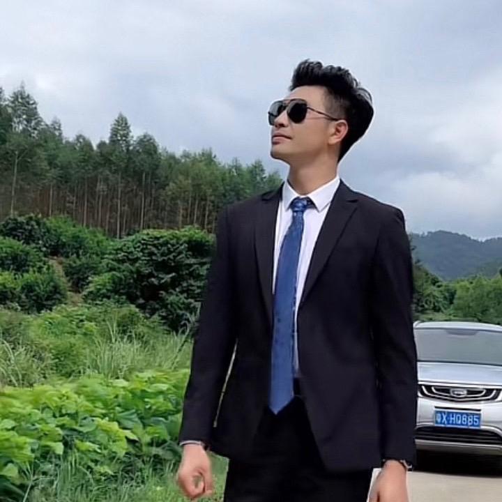 韦先森