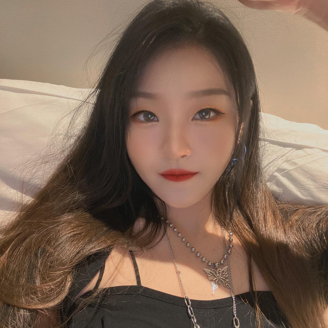 小lisa呀咦♠️