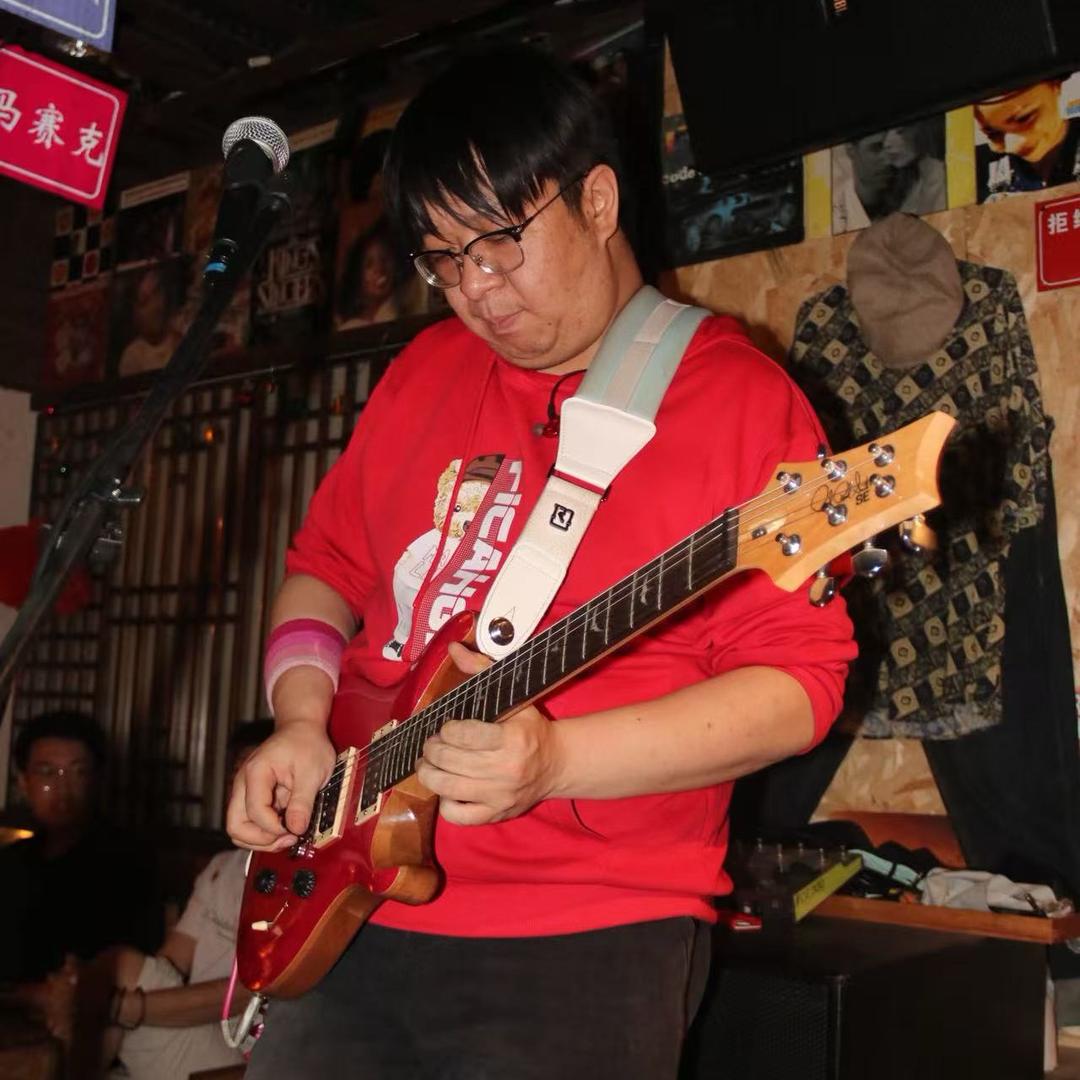 重生之宝马富婆爱上不机烂迷的我