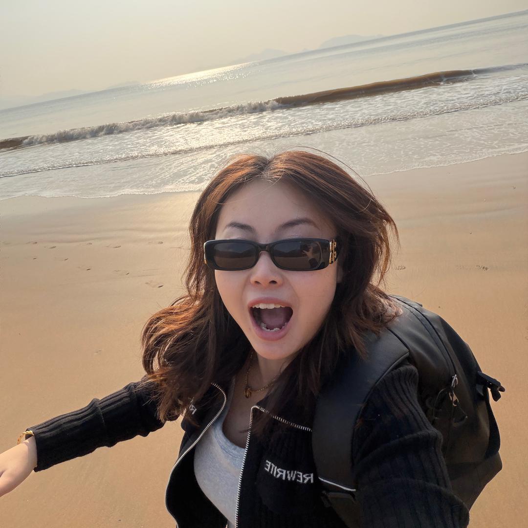 开心的小蛋糕