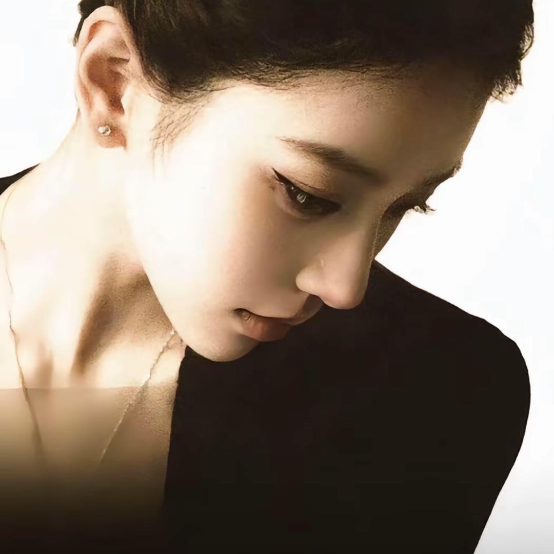 小小（打不过何方妖腻）