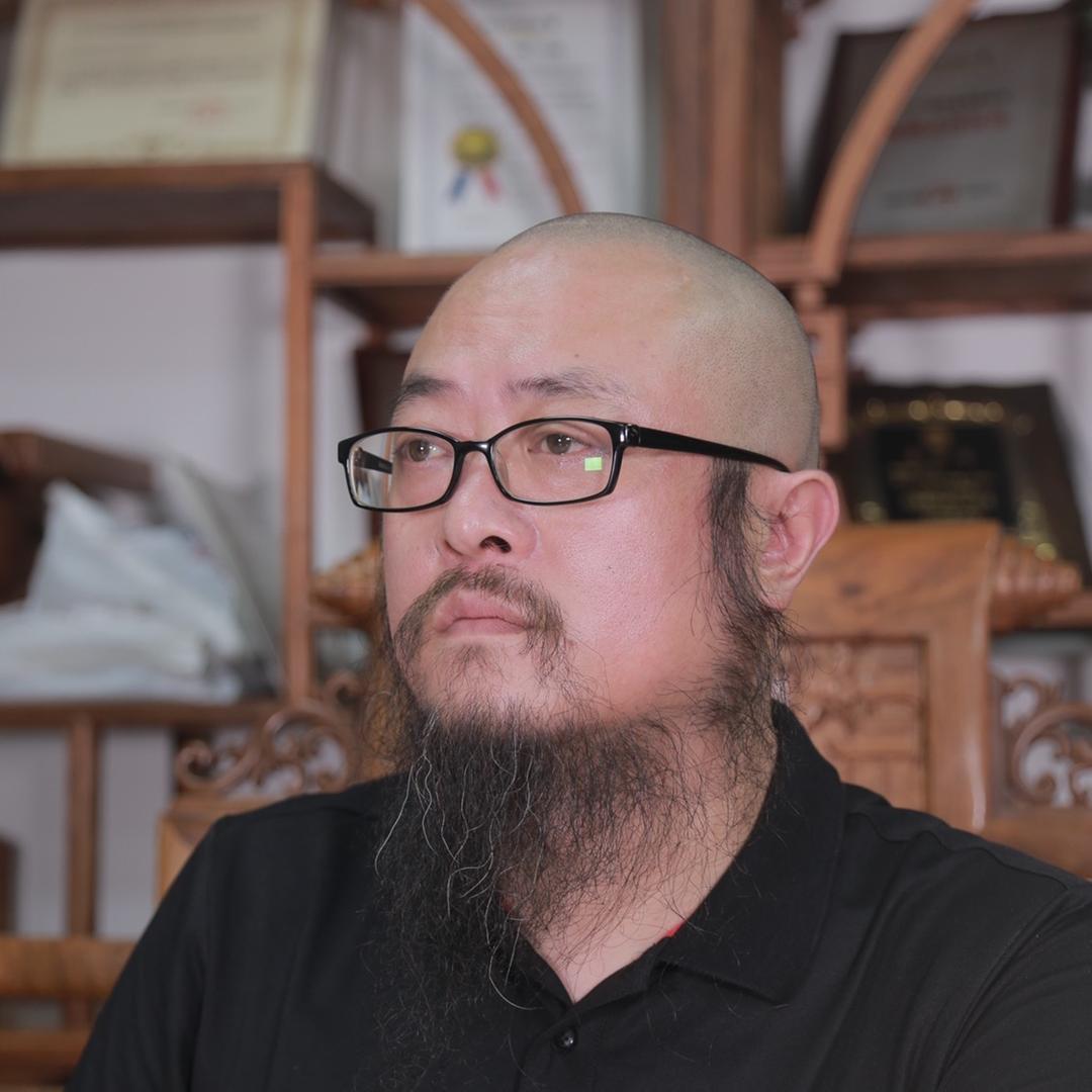 友发智造服饰工厂店