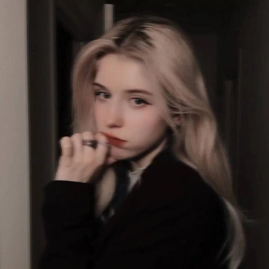 又困又累又饿～