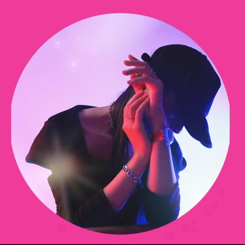 抖音女黑克-Mia