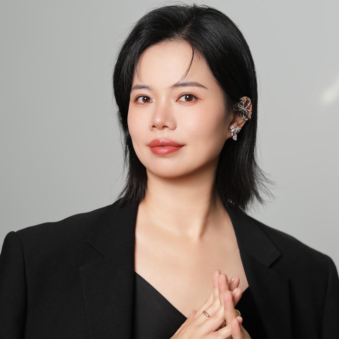 顾胧予启东做眉