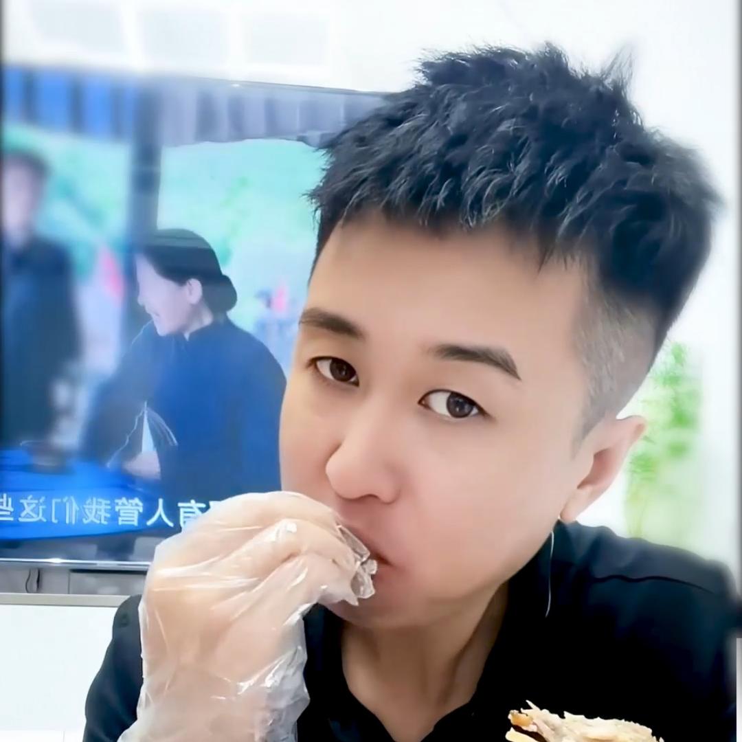 梁晓伟