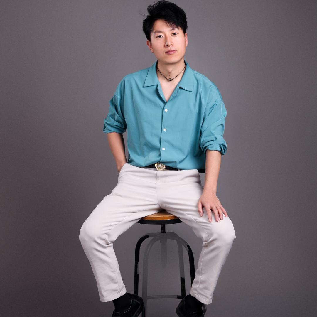 华亭减龄烫发专家  阿勇