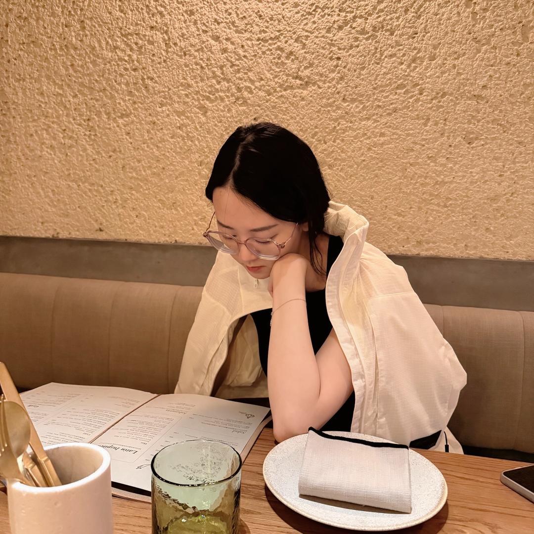 Renée 内内兒 👑