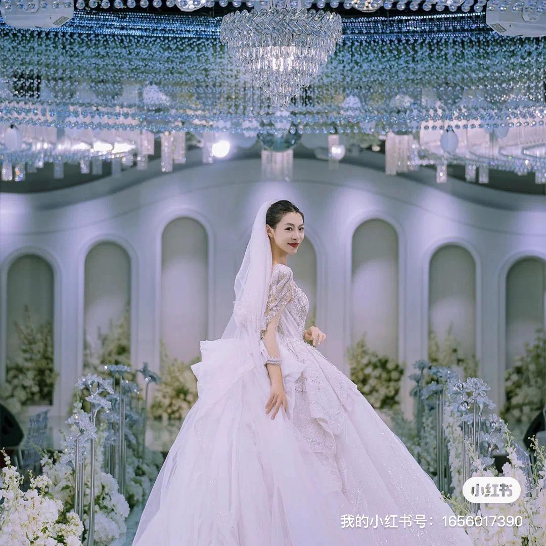 村外村喜宴芳芳