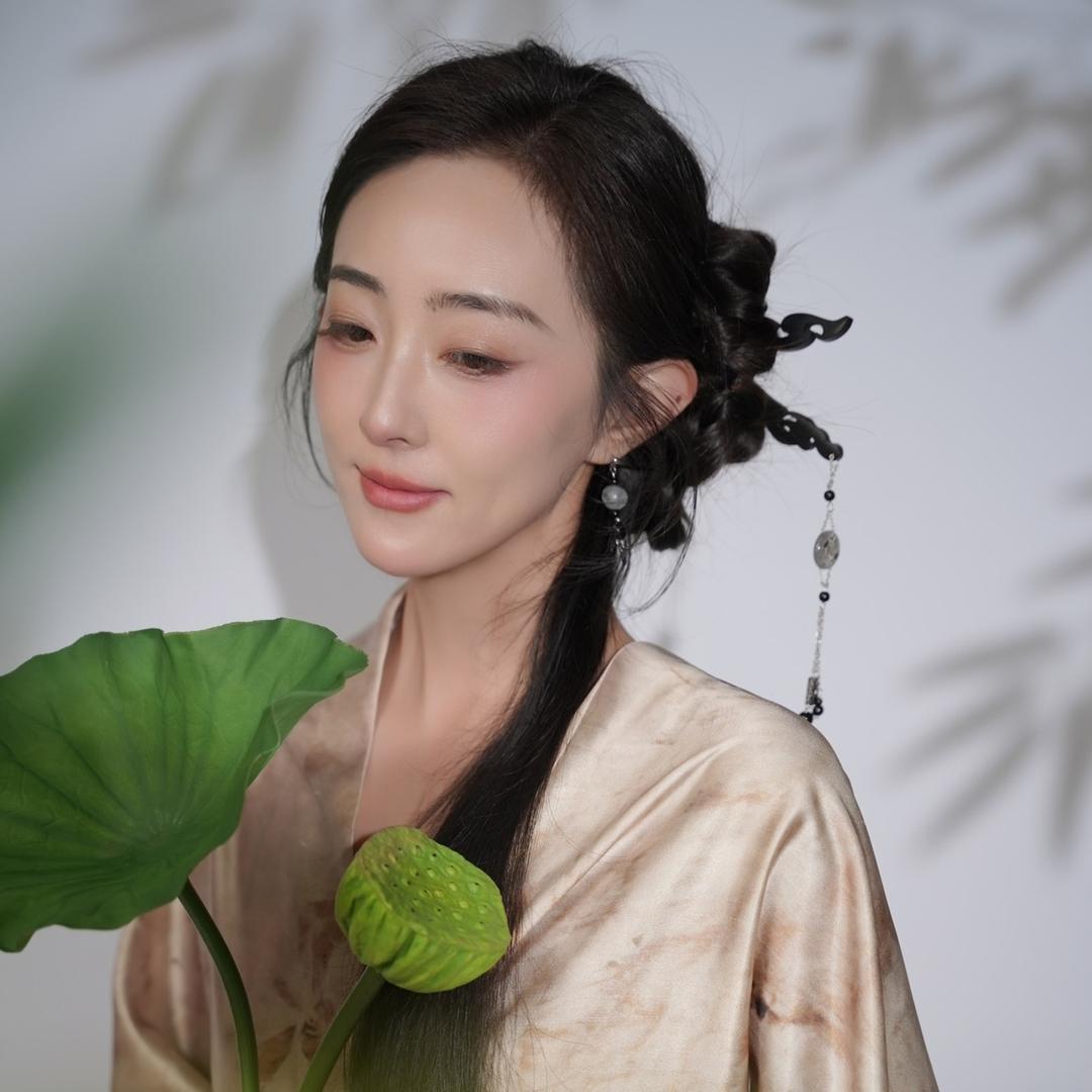 芒果爱喝茶