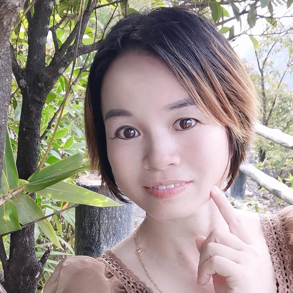 @默默