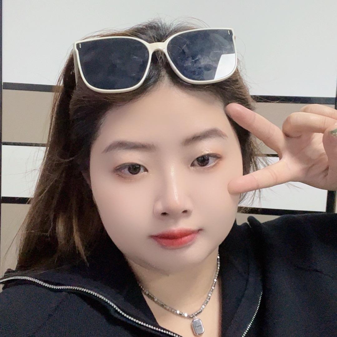 佰里