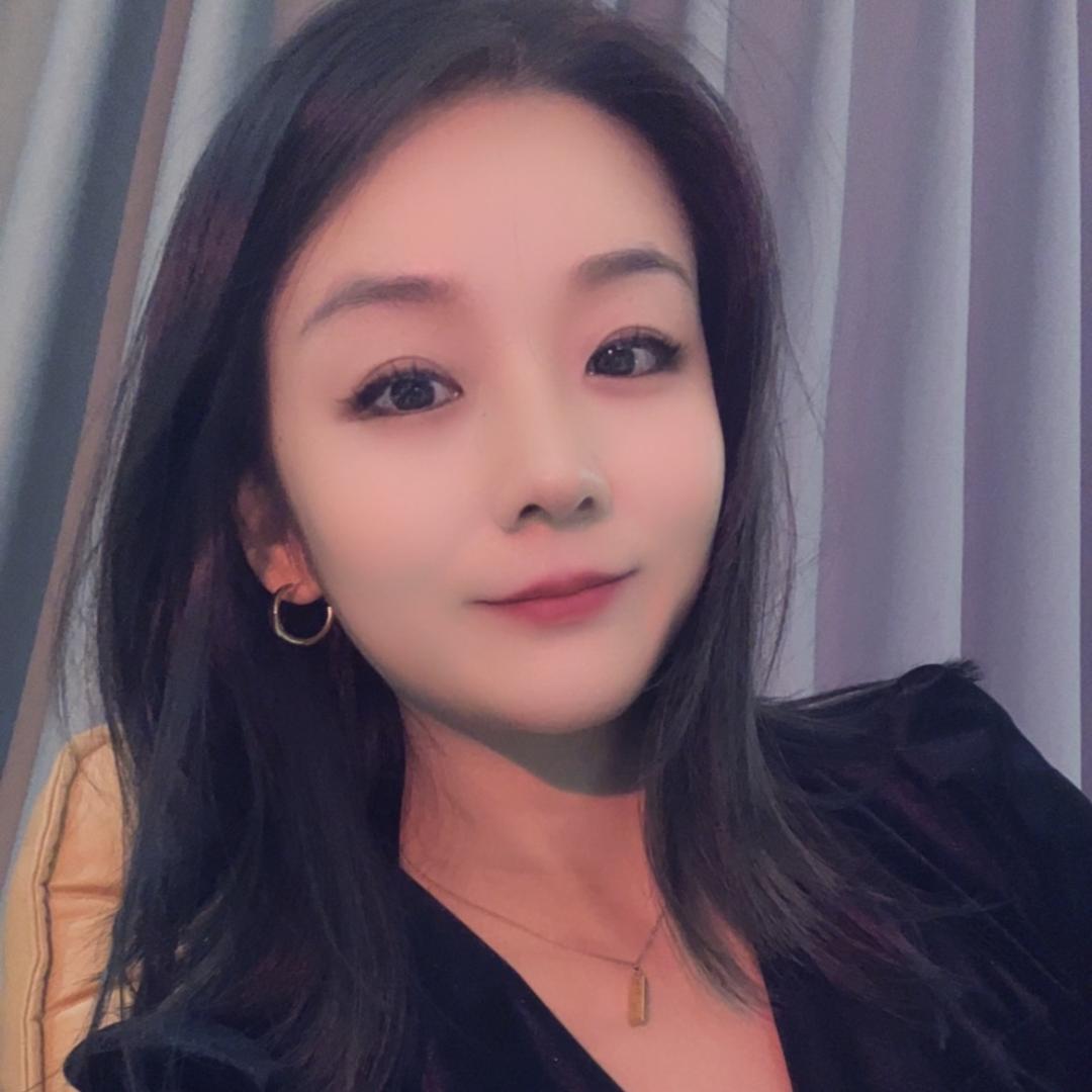 丫头很乖💋