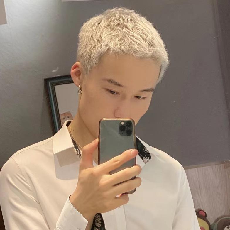 绥化 发仆男士发型设计