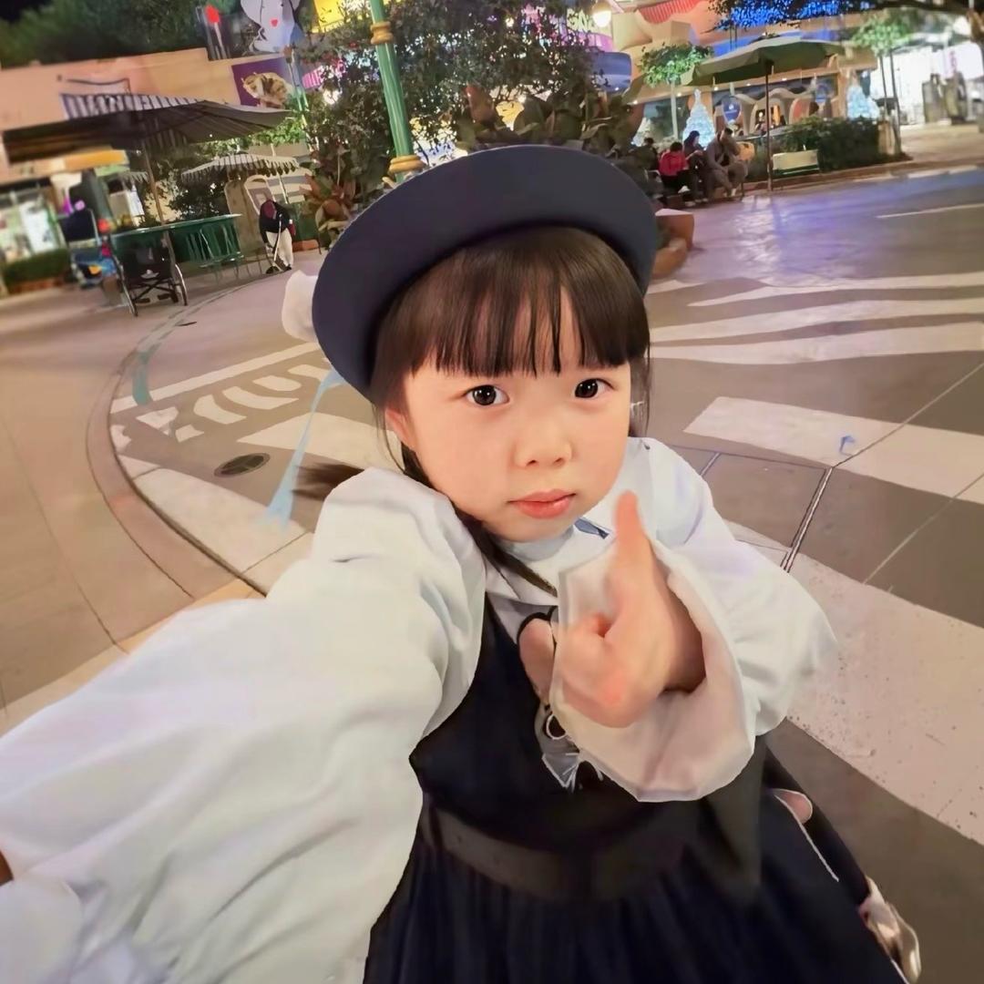 灿灿要早睡🌙