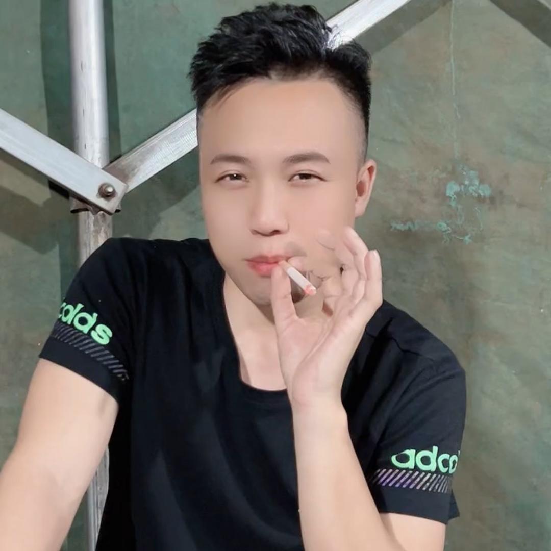 ｛孤傲的白狼｝