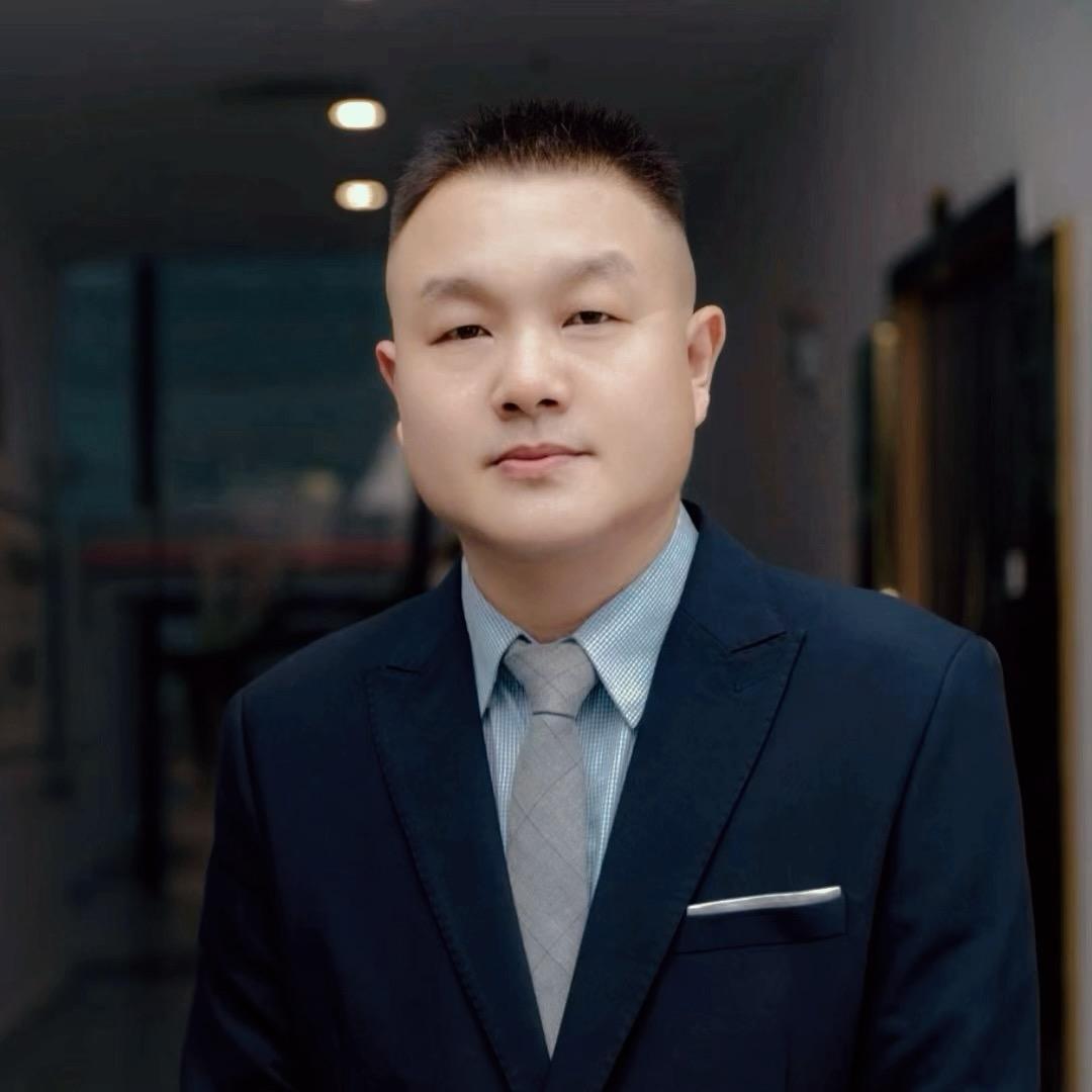 丁浩天导演