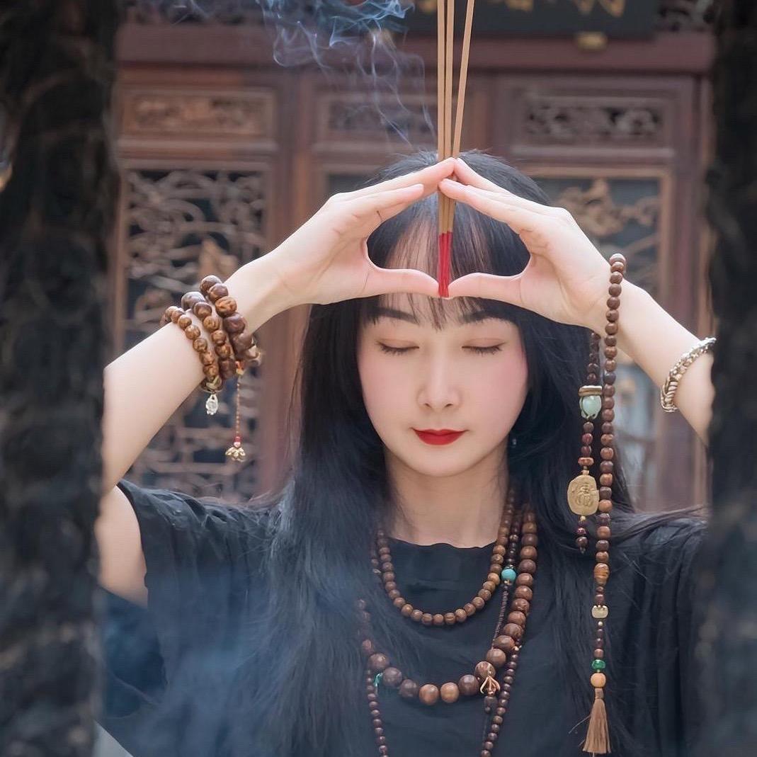 倩倩（拒私聊）